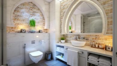 The reasons why your bathroom needs better lighting