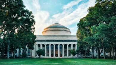 أفضل 50 دورة تدريبية وشهادة مجانية من معهد ماساتشوستس للتكنولوجيا [سبتمبر 2025]