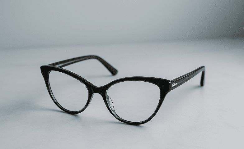 High -end glasses: raising style and jobs » Content Creation High -end glasses: raising style and jobs