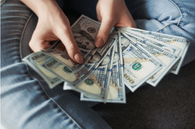 Psychologie kleiner Budgets: Warum es sich besser anfühlt, weniger auszugeben » Investitionen Psychologie kleiner Budgets: Warum es sich besser anfühlt, weniger auszugeben