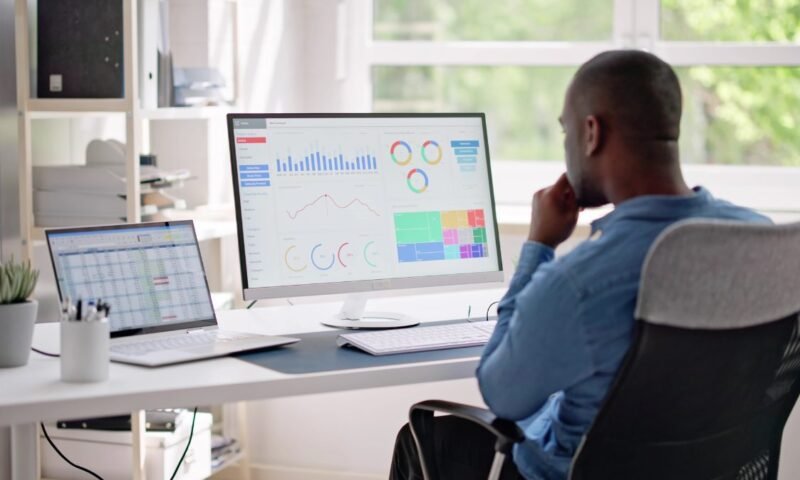 Warum Echtzeitanalysen erst möglich wurden, nachdem Databricks traditionelle Systeme ersetzt hatte... » Investitionen Warum Echtzeitanalysen erst möglich wurden, nachdem Databricks traditionelle Systeme ersetzt hatte...