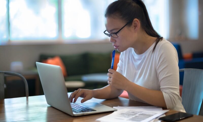 هل قروض الطلاب الخاصة مجدية في عام 2026؟ قارن الأسعار والمخاطر... » اربح المال هل تُعدّ قروض الطلاب الخاصة استثمارًا مجديًا في عام 2026؟ قارن الأسعار والمخاطر...