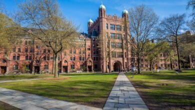 Yale schließt sich Harvard und dem MIT an und weitet die kostenlose Bildung auf die Mittelschicht aus...